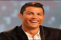 Cầu thủ xuất sắc nhất thế giới vung tay “chém gió“