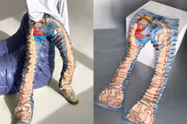 Những chiếc quần khiến người đi đường thấy "ngượng chín mặt"