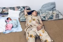 Đăng đàn “chê” vợ ở cữ nhưng "lạ thay" chồng lại được dân mạng khen hết lời