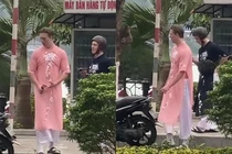 “2 anh Tây” cao to mặc áo dài của cụ bà U60 Việt Nam