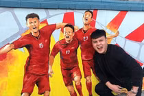 Quê nhà HLV Park Hang-seo nổi bật với loạt bích họa về đội tuyển Việt Nam