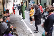 Chợ dân sinh làm điều này trong thời gian chống dịch, dân mạng ầm ầm vỗ tay