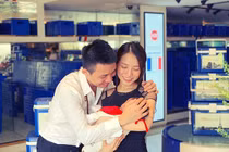 Đại gia Minh Nhựa khoe ảnh cháu ngoại, nhìn sang nhan sắc con gái mới thấy bất ngờ