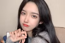 Lại thêm 1 hot girl Trung Quốc lộ mặt thật doạ CĐM hết hồn