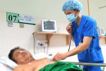 Đột ngột chết lâm sàng chỉ vì nghe tiếng gọi lúc đang ngủ