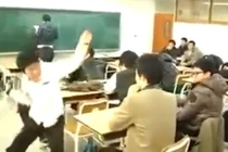 Chơi xấu bạn trong lớp học