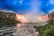 Những địa điểm đẹp nhất ở đất nước lá phong