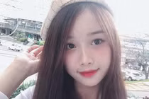 Đâu chỉ có xinh, bạn gái Văn Toàn còn cực "gắt" trước dân mạng