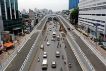 Video: Toàn cảnh tuyến cầu cạn cao nhất Hà Nội sắp hoàn thiện