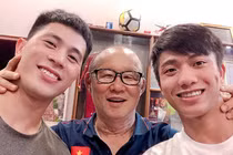 Đình Trọng và Phan Văn Đức bất ngờ hội quân cùng ĐT Việt Nam 