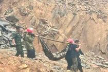 Toàn cảnh cứu nạn vụ sạt lở đất khiến 7 công nhân thương vong