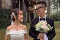 “Sốt sình sịch” con gái Minh Nhựa khoe ảnh đăng ký kết hôn