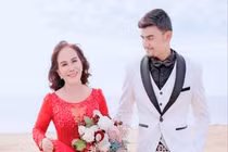 Đăng ảnh cưới cực ngọt, cô dâu 65 tuổi khiến dân tình ghen tị
