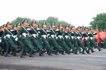 Hình ảnh ngày đầu hợp luyện diễu binh kỷ niệm Đại lễ 30/4