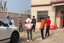 Mang thai 7 tháng vẫn bị chồng đánh, cô gái cầu cứu mẹ đẻ