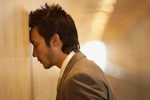 Con trai xem phim “người lớn” quá nhiều, bố làm điều đáng sợ 