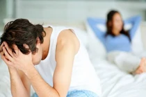 Giật mình thói quen phổ biến khiến “cậu nhỏ” của nam giới teo dần