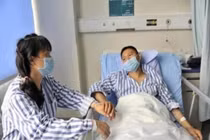 Hai vợ chồng đều ung thư ruột chỉ vì thói quen này 