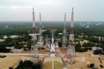 Ấn Độ phóng tàu đổ bộ Mặt Trăng Chandrayaan-3