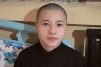 Mẹ ruột Diễm My lên tiếng về tin đồn con gái có con với Lê Tùng Vân