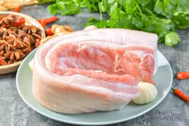 Nên chọn thịt ba chỉ trên hay dưới trong chế biến món ăn?