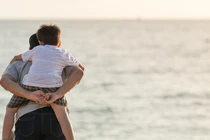 Đắng cay nhận tin con trai ruột…là con người ta