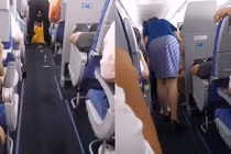 Không kịp vào nhà vệ sinh, hành khách khiến cả máy bay bốc mùi