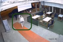 Nhận được cuộc gọi lạ, bố đau đớn tột độ vì điều này 