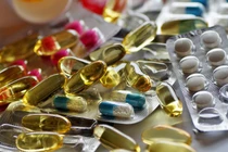 Thu hồi toàn quốc 13 loại thuốc sản xuất từ nguồn nguyên liệu giả mạo