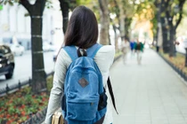 Tập trung ôn thi đại học, một tháng sau em mới biết chị mất 