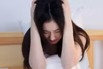 Nữ sinh đại học bị chẩn đoán HIV và sự thật đau lòng 