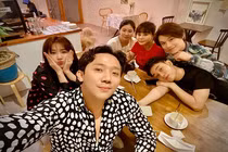 Sao mùa dịch: Người 'cà khịa', người 'chém gió' giết thời gian