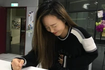 Đau bụng lại làm điều này, cô gái khiến bác sĩ sợ chết khiếp