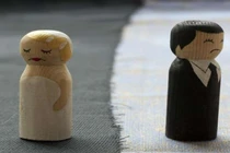 Đi công tác về, nghe câu này của con trai...tôi ly dị vợ