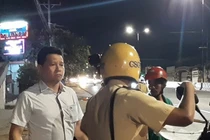 Lăng mạ CSGT, đòi thổi bong bóng vì sợ lây Covid-19