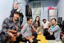 Ba tài tử cát-xê tính bằng vàng: Người sống biệt thự, kẻ ở thuê