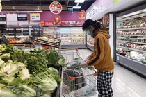 Vụ "rau VietGAP rởm" bán trong siêu thị: Quản lý thị trường vào cuộc