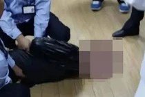 Bắt chẹt bệnh nhân, bác sĩ gặp kết thảm 