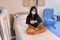 Giả bệnh nhân ung thư để thầy giáo khám, ai ngờ mắc bệnh thật