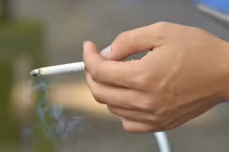 Nghiện thuốc lá, bạn có thể phải cắt cụt chi vì điều này