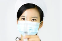 Bức xúc nữ y tá bị chặn không cho vào nhà vì sợ lây nhiễm corona