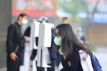 Thêm một quận ở Hà Nội cho học sinh lớp 12 dừng học trực tiếp