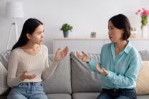 Sợ con dâu độc chiếm con trai, mẹ chồng 3 ngày tự tử 2 lần 