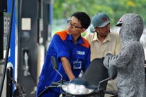 Giá xăng dầu ngày mai có khả năng tăng mạnh