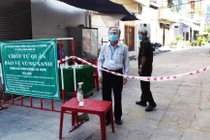 Nhiều nơi tiếp tục giãn cách xã hội để phòng chống COVID-19