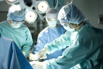 Đột nhiên khỏi cận thị, bàng hoàng phát hiện bệnh nguy hiểm