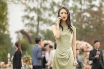 Ngoại tình với con trai sếp, con dâu bị mẹ chồng bắt tại trận