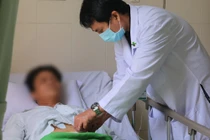 Nhịn uống nước để đỡ đi vệ sinh, người đàn ông trả giá đắt