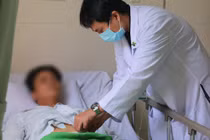 Nhịn uống nước để đỡ đi vệ sinh, người đàn ông trả giá đắt