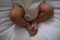 Bố mẹ đi vắng, bé trai ở nhà một mình bị chó cắn tử vong 